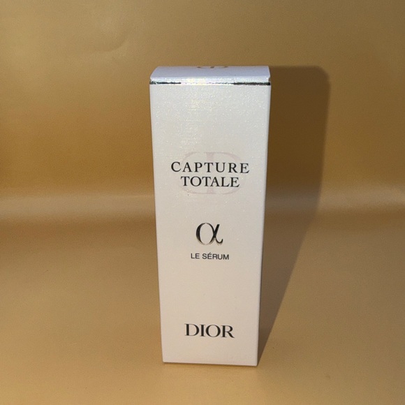 Dior Capture Totale Le Serum - NIB